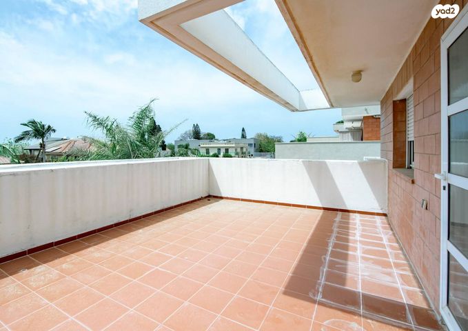 בית פרטי/ קוטג', דרך כפר הדר 26, הדר, הוד השרון