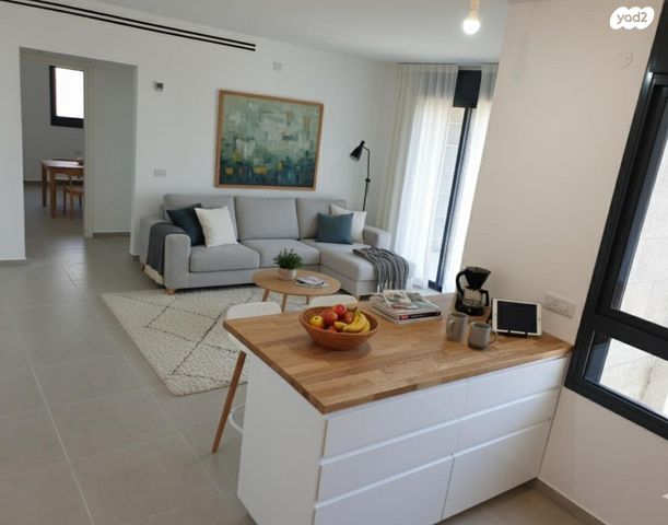 דירה, רב אלוף רפאל איתן 42, רמת אפעל, רמת גן