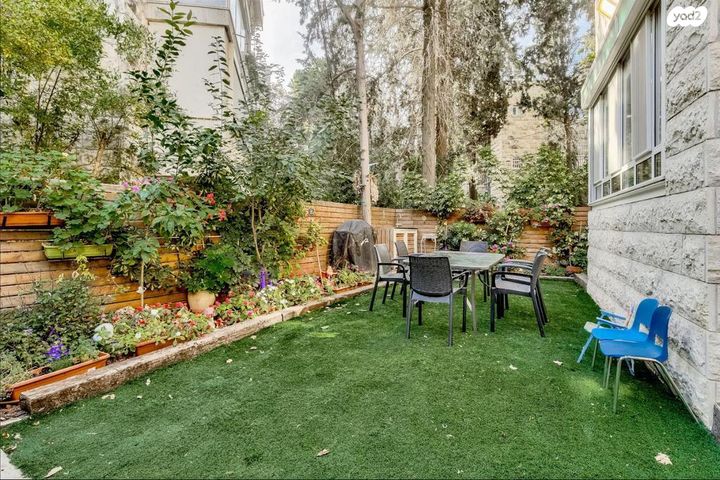 דירת גן, הרב חיים ברלין 17, קרית שמואל, ירושלים