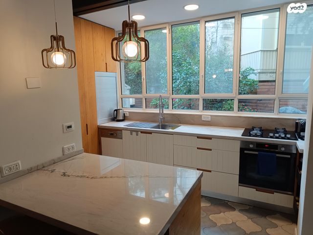 דירת גן, הרב חיים ברלין 17, קרית שמואל, ירושלים