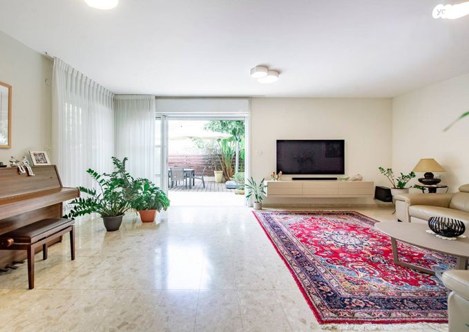 בית פרטי/ קוטג', דרך כפר הדר 26, הדר, הוד השרון