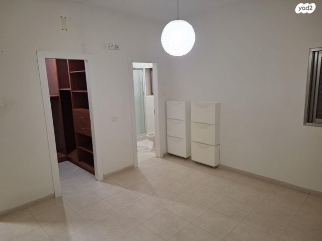 בית פרטי/ קוטג', אברהם אבן שושן 111, נאות לון, באר שבע