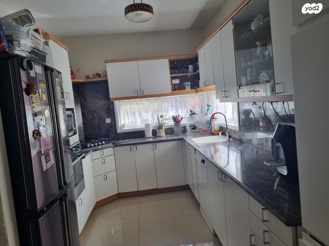 דו משפחתי, הפטל 25, פרדסיה, פרדסיה