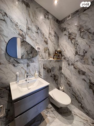 דירה, אחוזה 61, קזן, רעננה