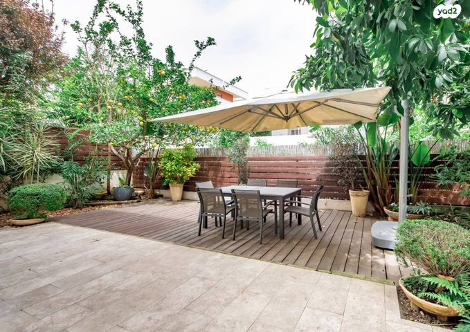 בית פרטי/ קוטג', דרך כפר הדר 26, הדר, הוד השרון