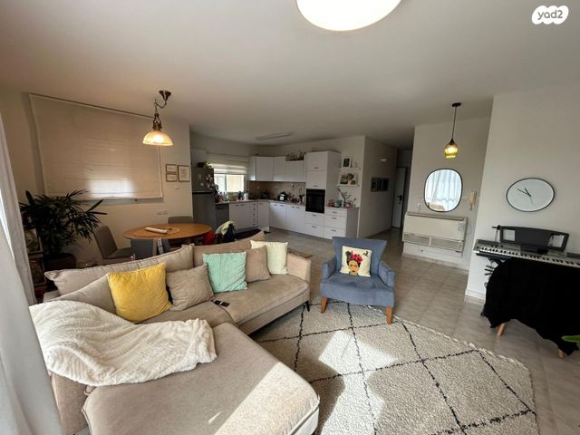 דירה, הביל"ויים 15, המושבה, גדרה