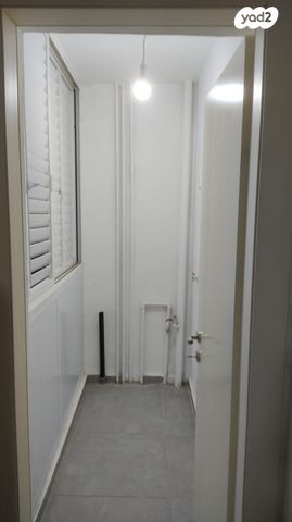 דירה, הרצל 25, מרכז העיר, קרית שמונה