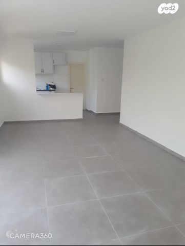 דירה, הרצל 25, מרכז העיר, קרית שמונה