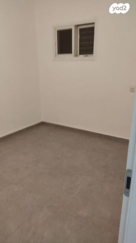 דירה, הרצל 25, מרכז העיר, קרית שמונה