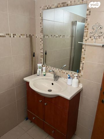 דירה, האלון 7, רמות ויצמן, יבנה