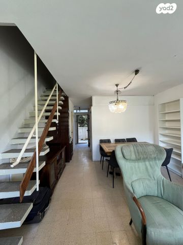 איינשטיין 71