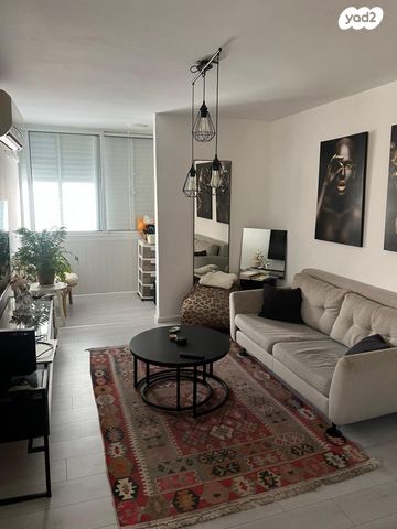 דירה, האלון 7, רמות ויצמן, יבנה