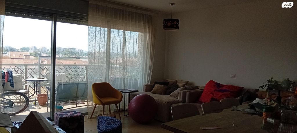 דירה, מעיין 17, נופרים, ראש העין