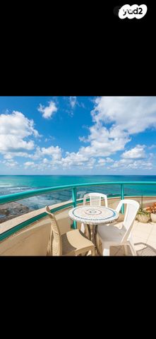 דירה, דוד אלעזר 10, חוף הכרמל, חיפה