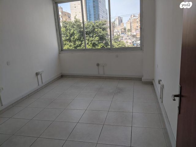משרדים, הרצל 54, מרכז העיר דרום, נתניה