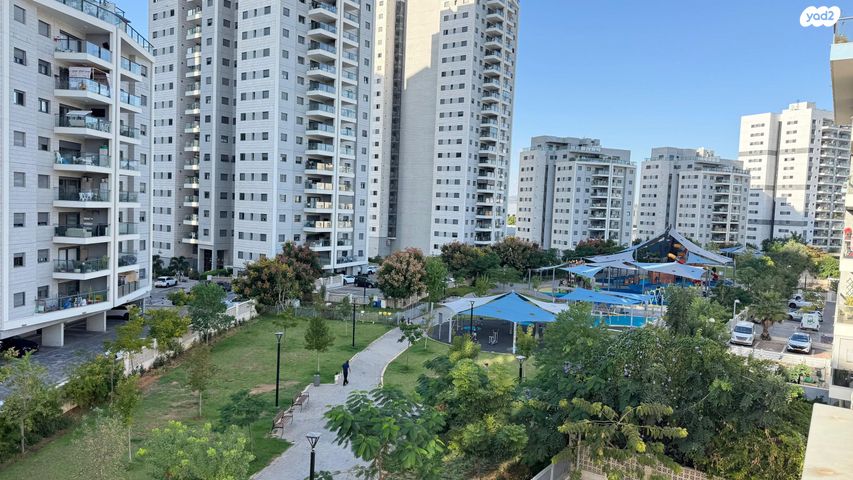 דירה, משה פריד 35, חצרות המושבה, רחובות