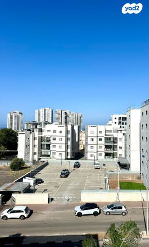 דירה, שרת, טירת כרמל