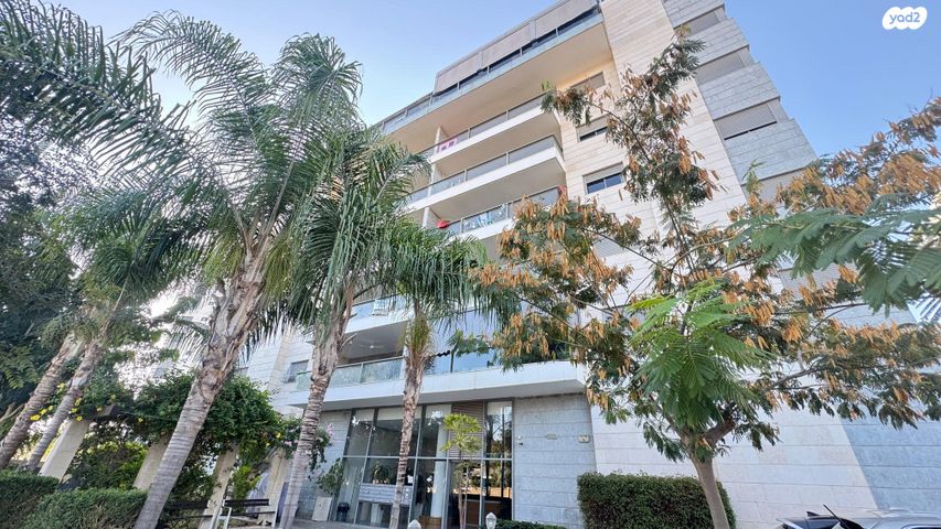 דירה, משה פריד 35, חצרות המושבה, רחובות