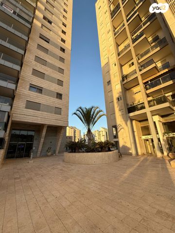 דרך המשחררים 14