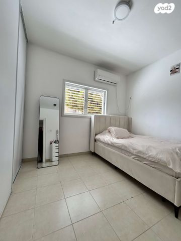 דירה, תנין 8, בת ים