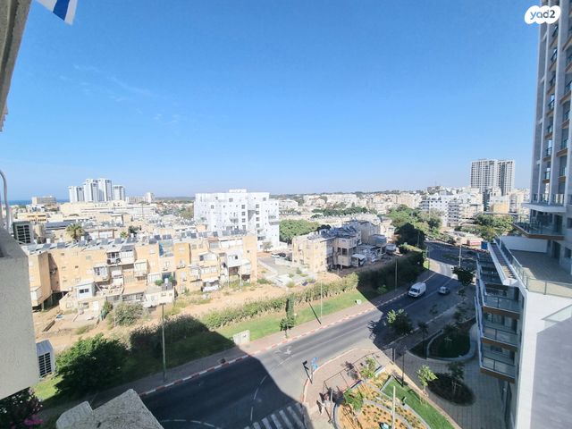 דירה, הרב מ. נורוק 12, צפון מערב מרכז העיר, נתניה