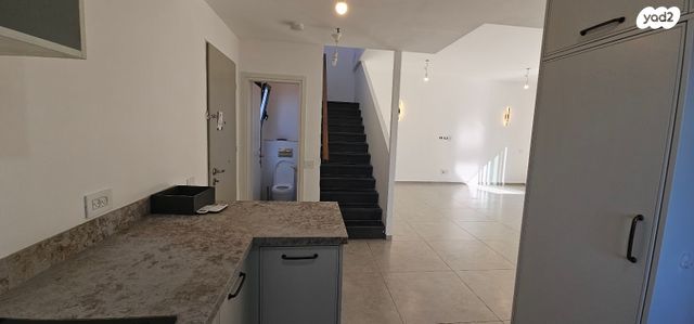 בית פרטי/ קוטג', זמורה 4, שאר העיר, כפר ורדים