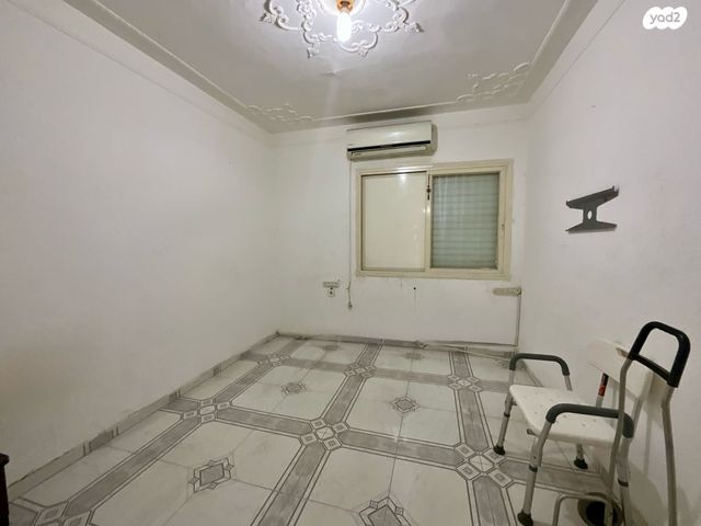 דירה, שדרות ח"ן 6, צור שלום, קרית ביאליק