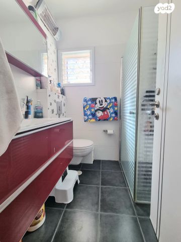 דירה, הרב מ. נורוק 12, צפון מערב מרכז העיר, נתניה