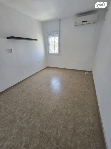 דירה, יורדי הסירה, רובע ב', אשדוד