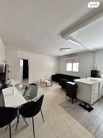 דירה, תנין 8, בת ים