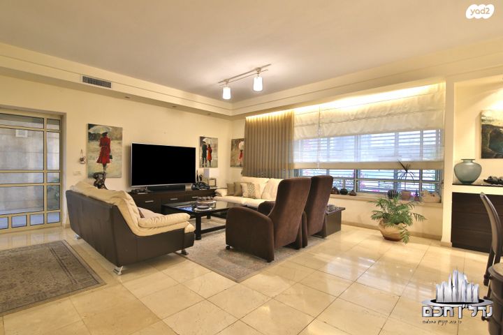 דירת גן, דבורה, מוצקין הותיקה, קרית מוצקין