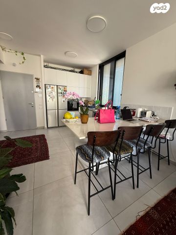 דירה, סירקין, פועלי הרכבת, גבעתיים