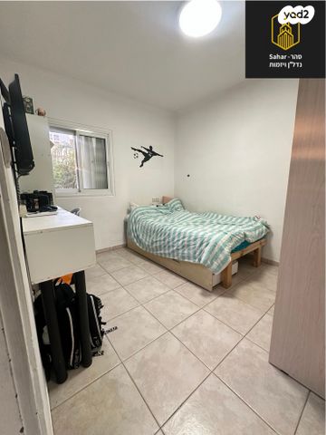 דירה, כפר סבא