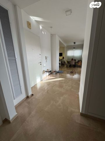 גג/ פנטהאוז, שדרות הציונות 6, ברנע, אשקלון