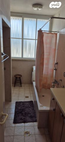 דירה, קרל נטר, אברמוביץ', ראשון לציון