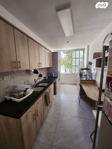 דירה, י.ל. פרץ, ג' / מרכז מזרח העיר, רחובות