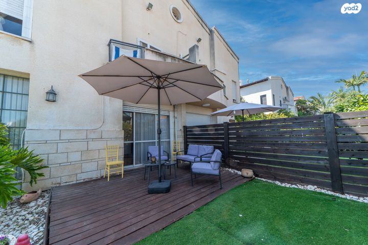 דו משפחתי, רמת ישי