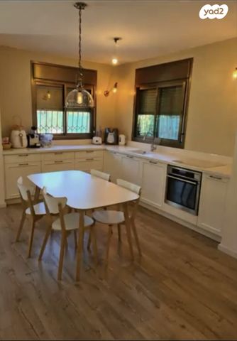 דירת גן, סביוני הכרמל, חיפה