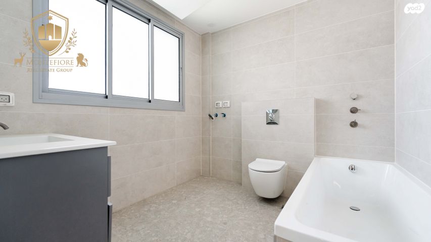 דירה, רחבעם זאבי, גליל ים (מתחם הכוכבים), הרצליה