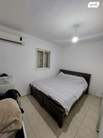 דירה, הרב קוק, שיכון ד, טבריה