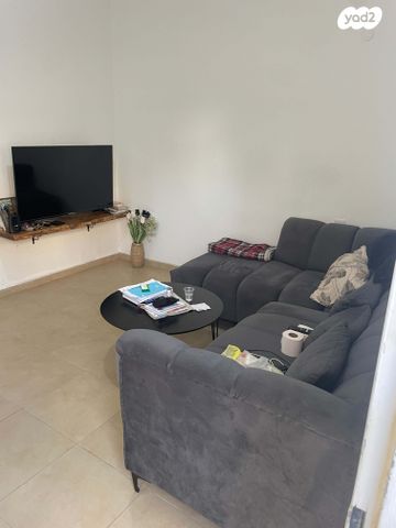 דירת גן, הכותל המערבי, שכונה א', באר שבע