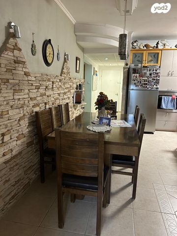 דירת גן, סייפן, שיכון עובדים, טבריה