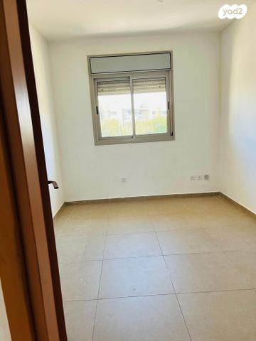 דירה, שבט, הכרמים, מודיעין מכבים רעות