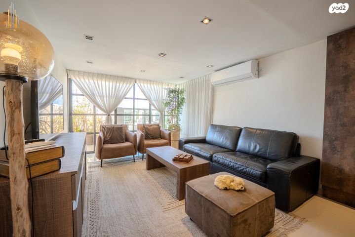 גג/ פנטהאוז, הזמורה, קרית כרמים, ראשון לציון