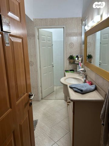 דירת גן, סייפן, שיכון עובדים, טבריה