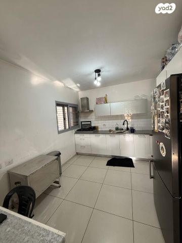 דירה, נתיבות