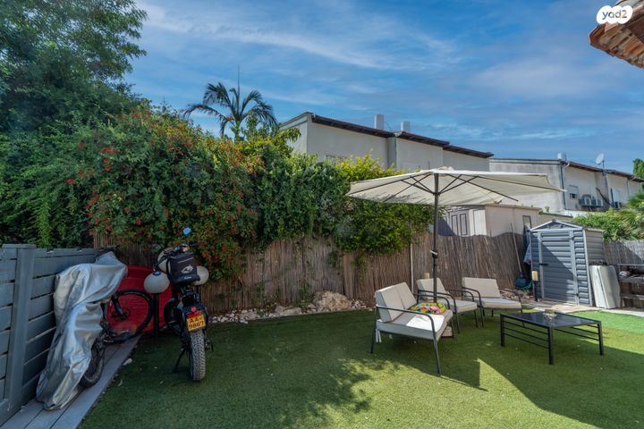 דו משפחתי, רמת ישי