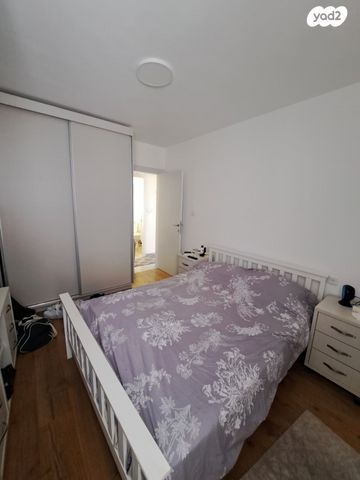 דירה, הרב רפאל אנקווה, נתניה