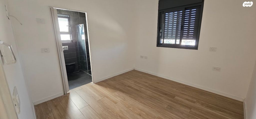 בית פרטי/ קוטג', זמורה 4, שאר העיר, כפר ורדים