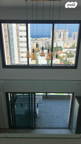 דופלקס, החשמונאים 11, צפון מזרח מרכז העיר, נתניה